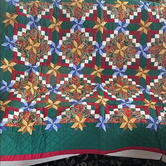 Handmade Other - Quilted Blanket String Star Red and Green Polyester Fiber Blanket